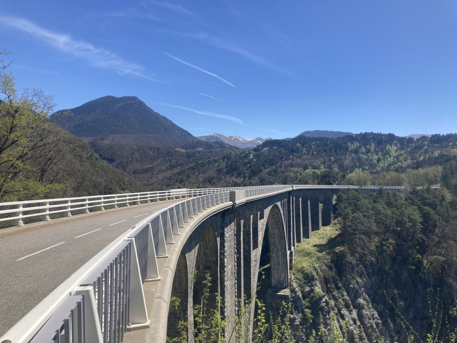 Pont sur la Roizonne